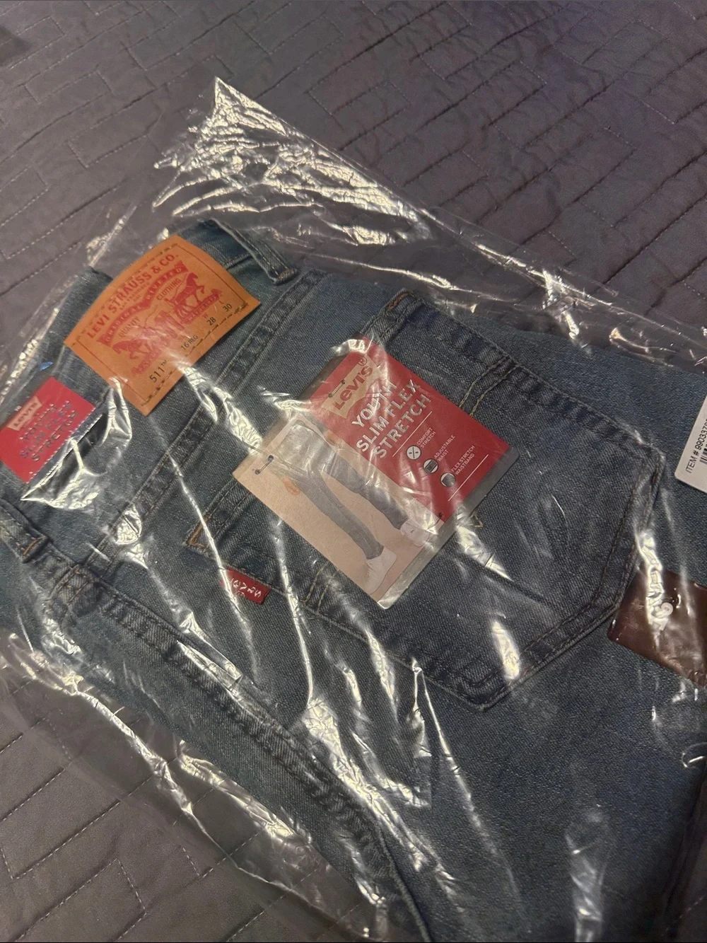 Levis levi youth
